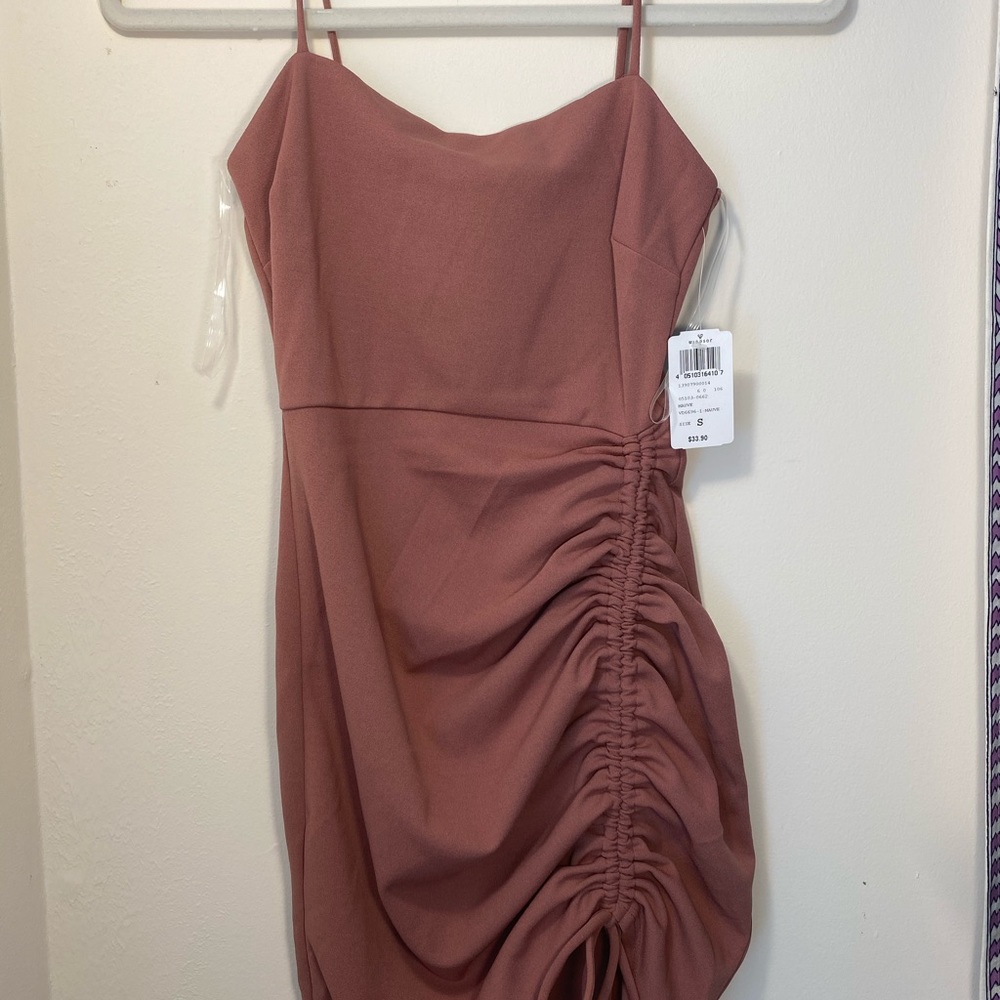 Dress - Picture 2 of 4